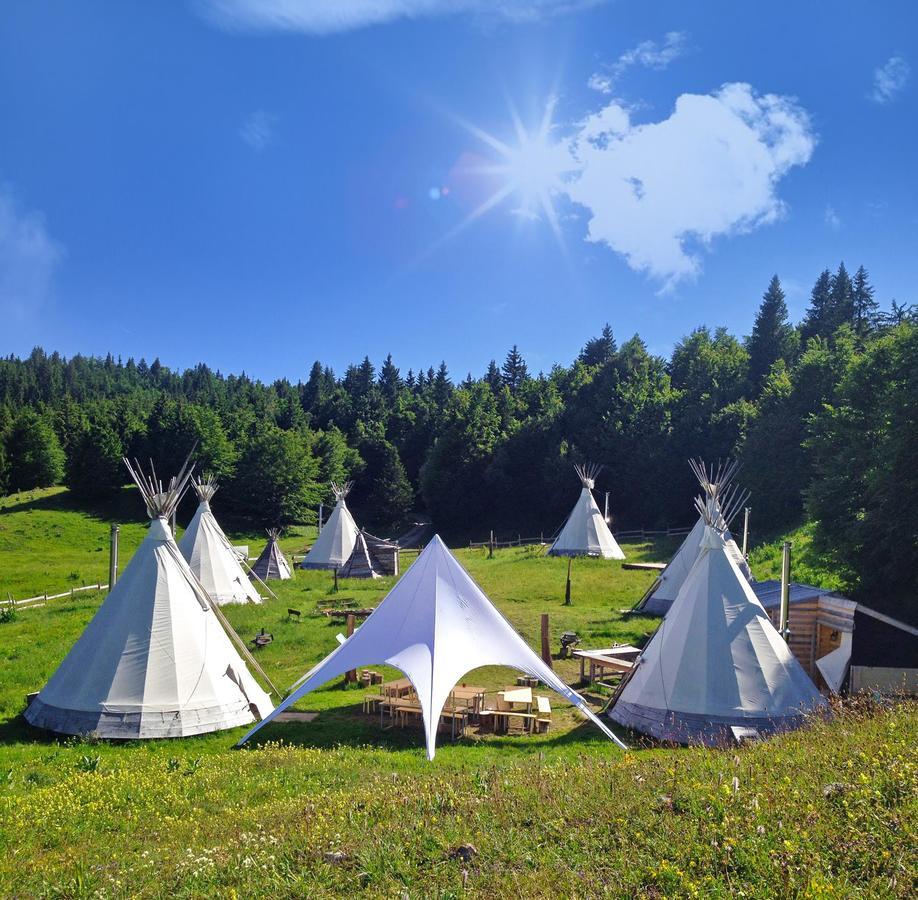 Village Tipi Ла-Фекла Экстерьер фото