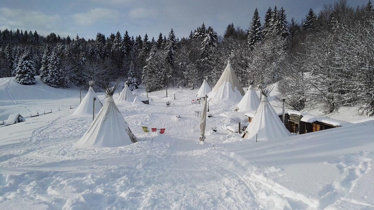 Village Tipi Ла-Фекла Экстерьер фото
